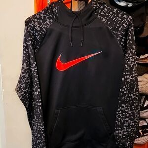 NIKE HOODIE YOUTH LARGE